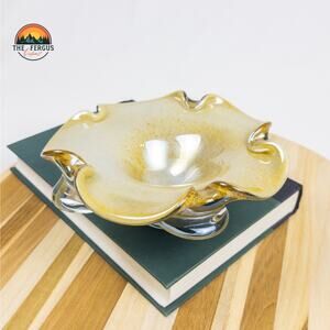 VTG Ashtray Murano Art Glass White Gold Speckled Clam Shell Italian Venetian